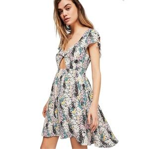 Free People Miss Right Ivory Floral Rayon Keyhole Cut Out Mini Dress Medium NWT